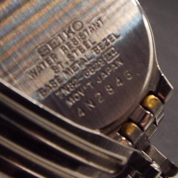 RARE SEIKO TWO TONED BLUE NUMBERS 7N82-6B29 A4 LADIES WATCH 18 - Picture 4 of 4